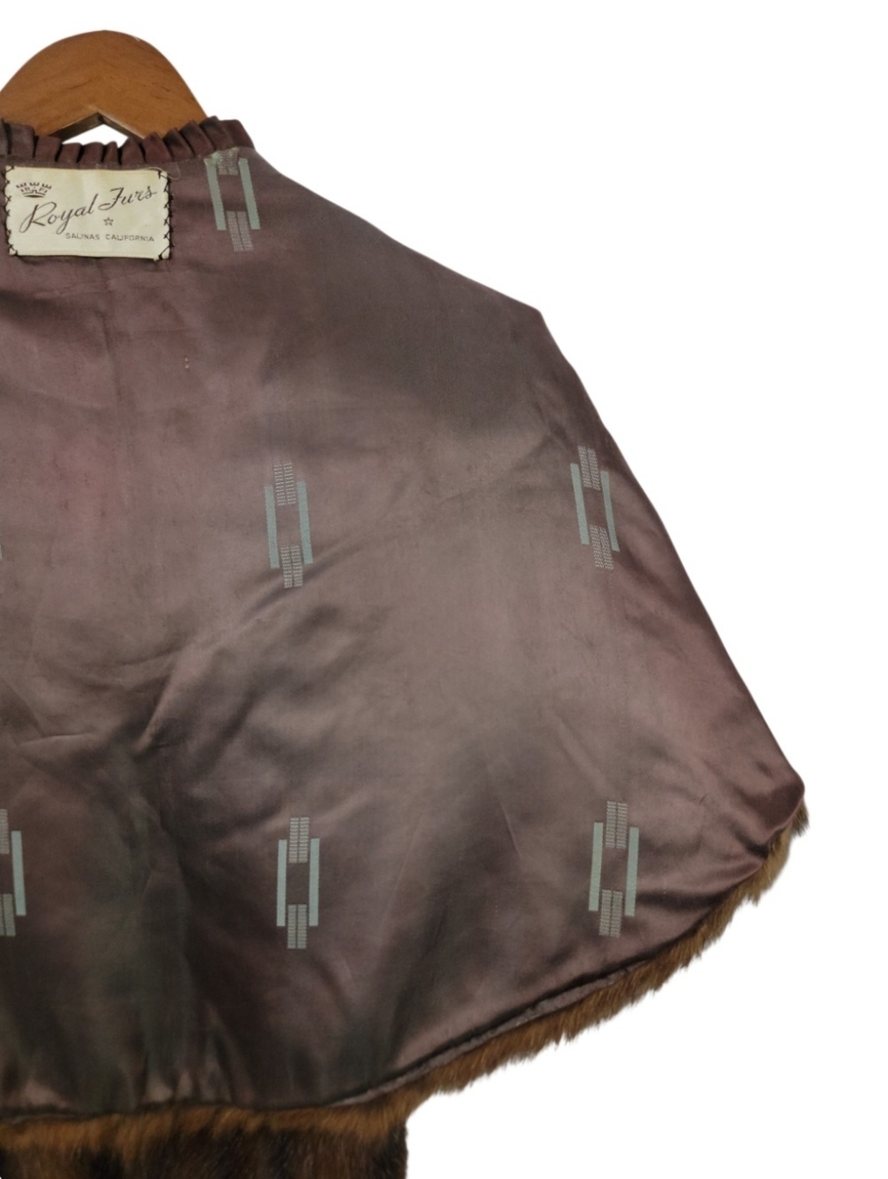 Vintage 50s Royal Furs Brown Mink Fur Stole Cross Front Capelet Shoulder Wrap - Picture 13 of 16